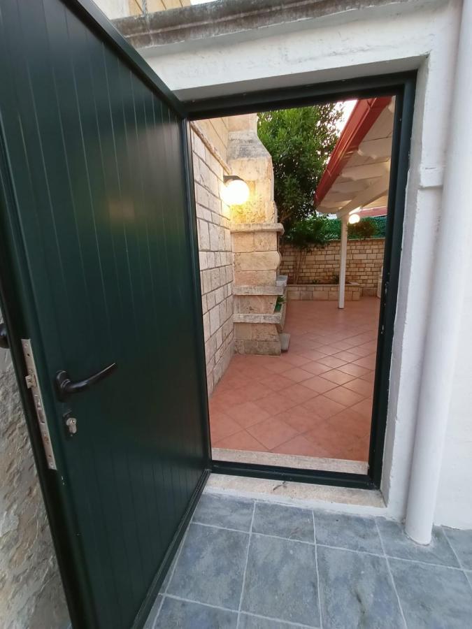 Villetta Poesia 50 M Dal Mare Con Giardino E Parcheggio Торре дель'Орсо Экстерьер фото